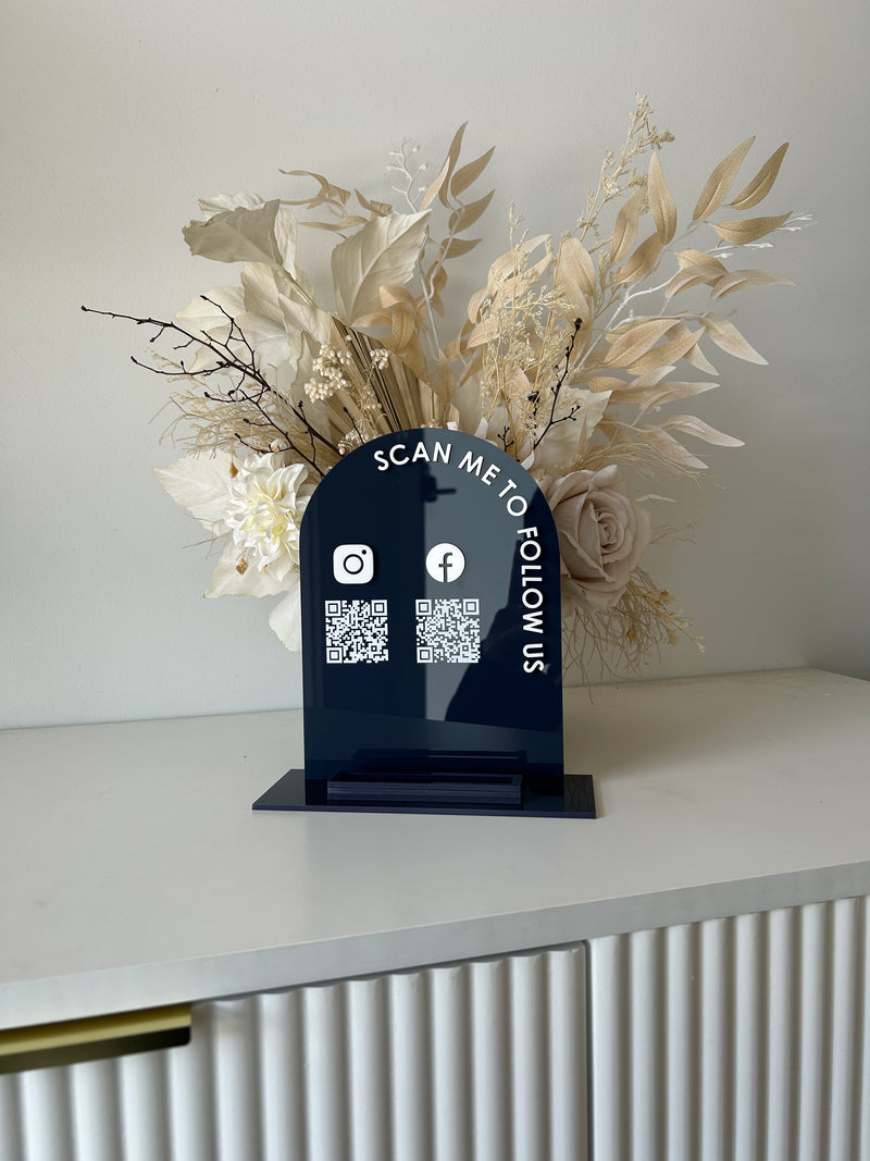 Arch Acrylic Social and Card Holder Sign